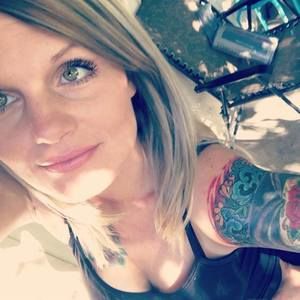 Meet your Posher, Dynell